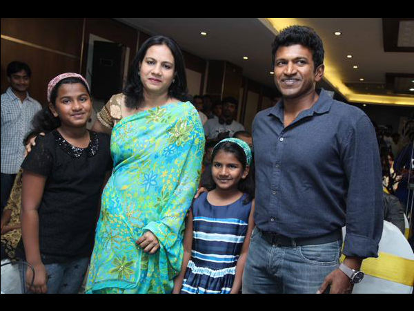 Powerstar Puneeth Rajkumar And Family