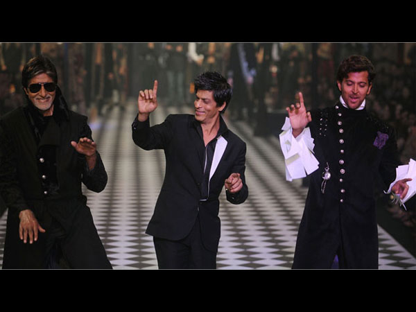 Pics Shahrukh Khan Farah Karan Kajol Hrithik On The 