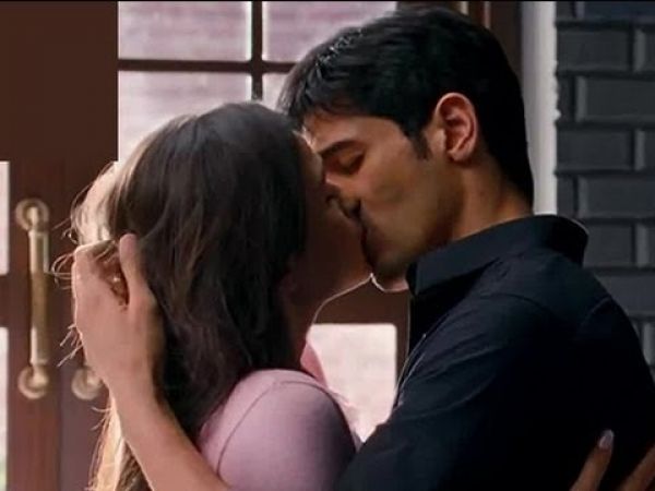 dating before first kiss