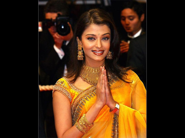 Shahrukh Khan| Aishwarya Rai Bachchan| Flashback Pics| At| Cannes| 2002