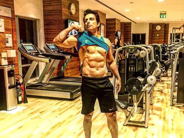 sonu sood ‏@SonuSood  
