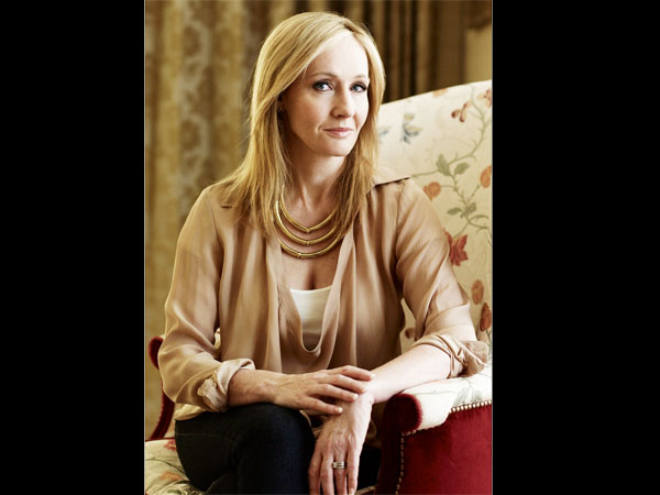 5 Hollywood Celebrities Who Went From Homeless to Affluent! - Filmibeat