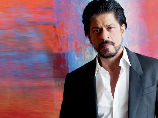 SRK In Signing Spree