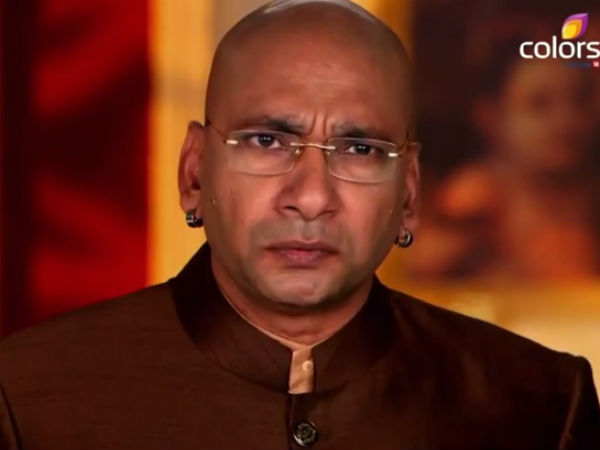 https://www.filmibeat.com/img/2015/12/03-1449139214-durgaprasad.jpg