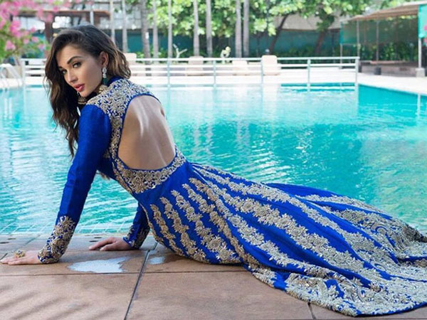 British Bombshell Amy Jackson