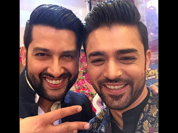 Mohit Snapped With Aftab