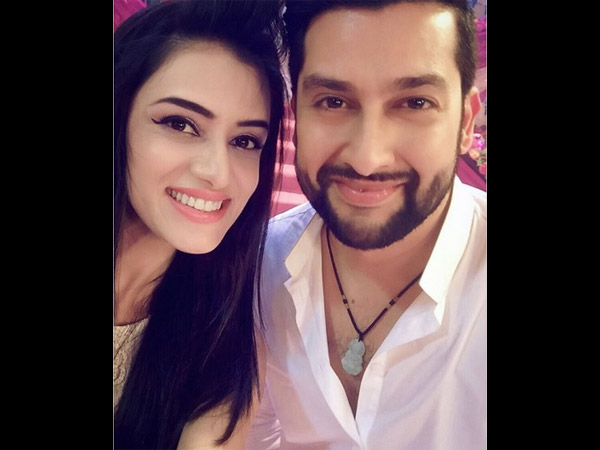 Smriti Snapped With Aftab