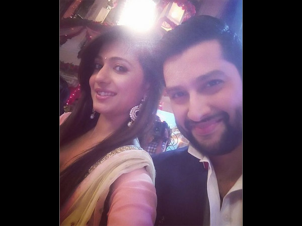 Akanksha Snapped With Aftab