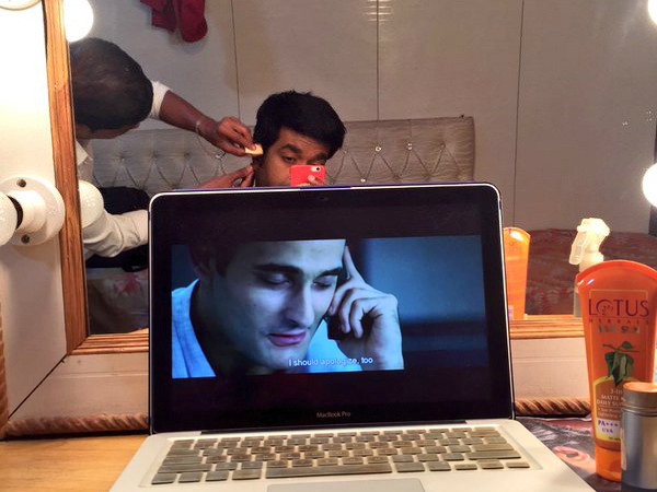 Tollywood Celebrities Caravan Vanity Van Pictures - Filmibeat