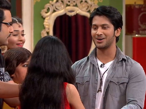 PICS: Swaragini's Ragini &amp; Lakshya Have A Blast On Comedy Nights Live!