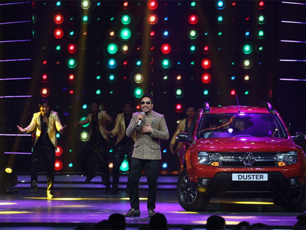 Gima Awards 2016 Full Show Watch Online GiMA Awards 2016 Sunny Leone, Sonakshi, Amitabh, Arjun Kapoor, Celebs