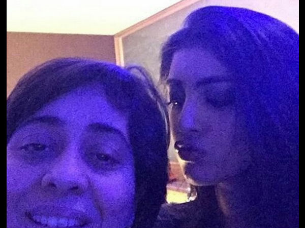 Rare Picture Of Navya Naveli Nanda With Aryan Suhana Shahrukh Khan