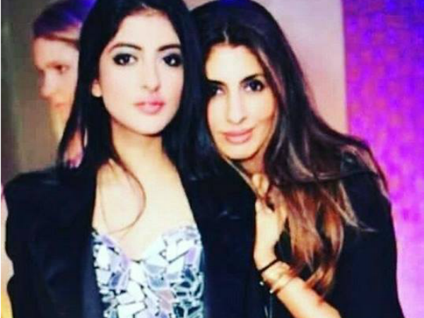 Rare Picture Of Navya Naveli Nanda With Aryan Suhana Shahrukh Khan