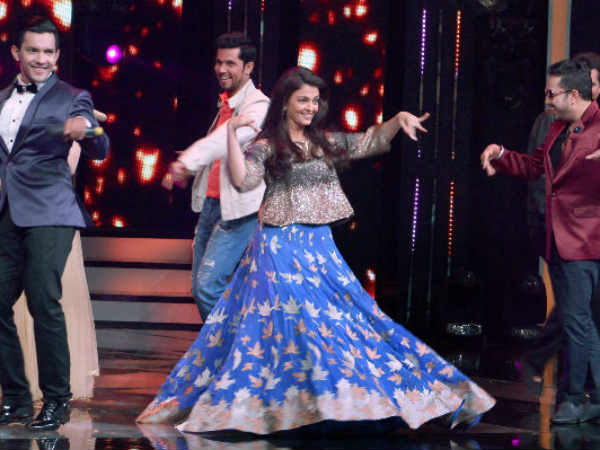 Aishwarya Rai Bachchan & Randeep Hooda Promote Sarbjit On Sa Re Ga Ma Pa Aishwarya Rai Bachchan & Randeep Hooda Promote Sarbjit On Sa Re Ga Ma Pa