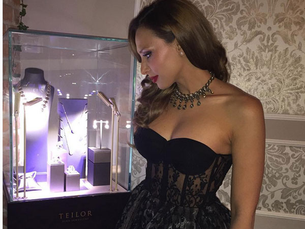 Iulia Vantur Iulia Vantur