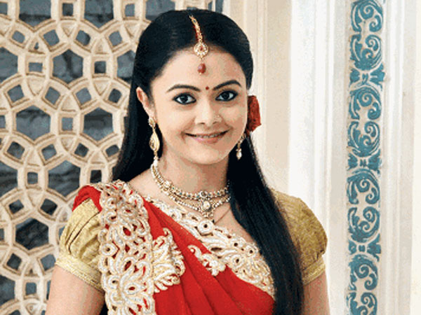 Gopi Bahu Serial Saath Nibhaanaa Sathiya Serial Natak Devoleena