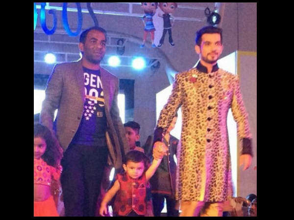 Ayaan Walk The Ramp With Papa Arjun