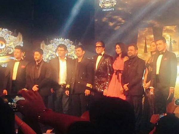 aankhen-2-final-cast-main-actors-actresses-story-plot aankhen-2-final-cast-main-actors-actresses-story-plot