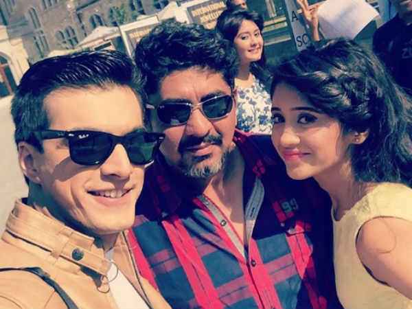 What! Yeh Rishta Kya Kehlata Hai Makers Considering To Replace Hina Khan!! What! Yeh Rishta Kya Kehlata Hai Makers Considering To Replace Hina Khan!!