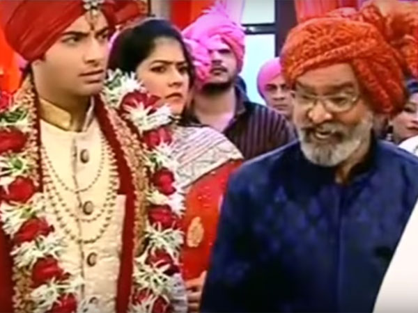 Raj Supports Tanuja