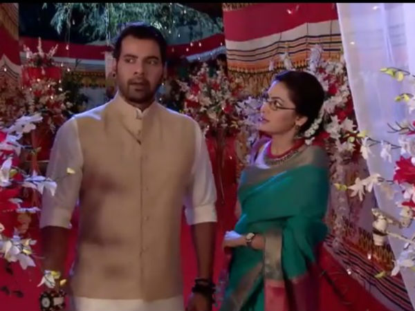 Kumkum Bhagya Spoiler: Dussehra Drama – Abhi To Save Pragya! Kumkum Bhagya Spoiler: Dussehra Drama – Abhi To Save Pragya!