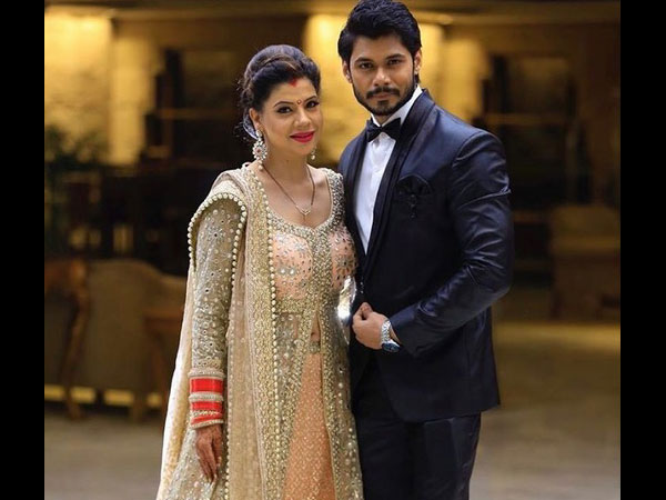 Avinash Dwivedi- Sambhavna Seth