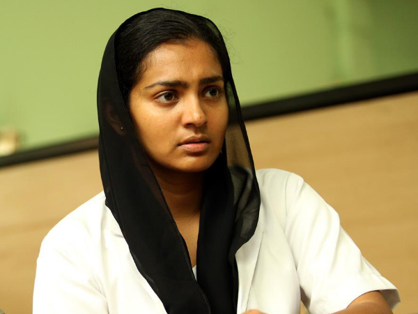 Parvathy as Sameera