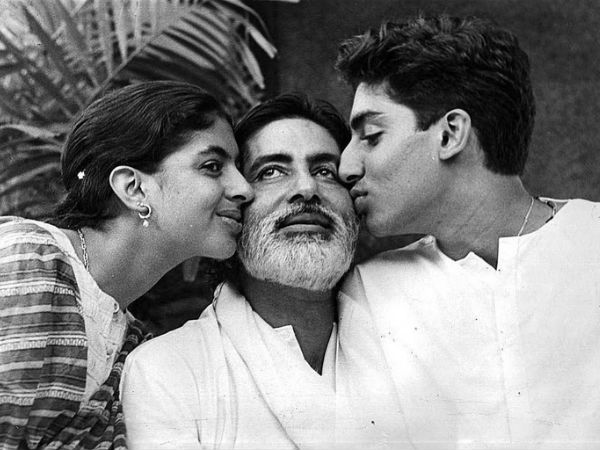 amitabh-bachchan-s-assets-will-be-shared-equally-between-abhishek-shweta amitabh-bachchan-s-assets-will-be-shared-equally-between-abhishek-shweta