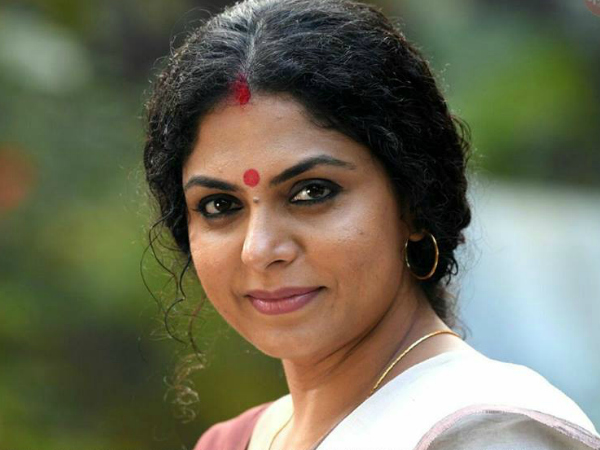 Asha Sharath as Parvathy