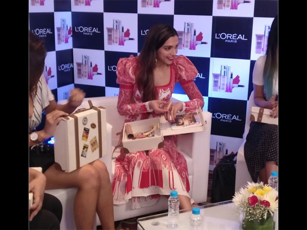 Deepika Dodges Question On Ranveer