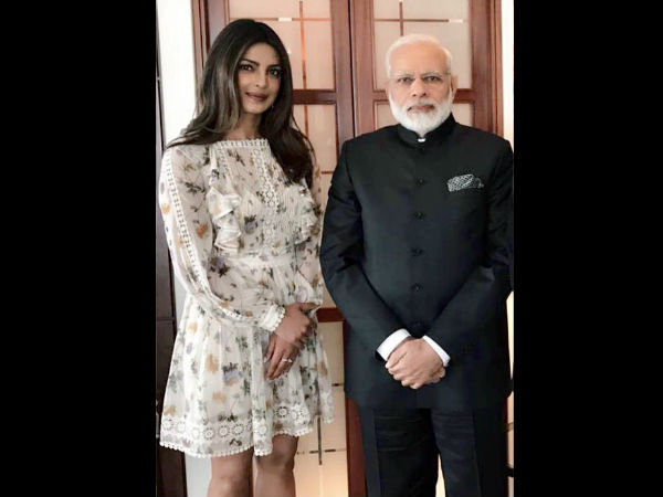 priyanka-chopra-bumps-into-narendra-modi-in-berlin-pictures priyanka-chopra-bumps-into-narendra-modi-in-berlin-pictures