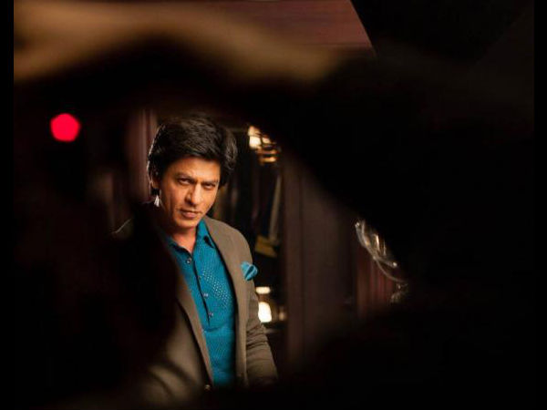 shahrukh-khan-to-aanand-l-rai-you-have-the-most-beautiful-daughter-and-wife shahrukh-khan-to-aanand-l-rai-you-have-the-most-beautiful-daughter-and-wife