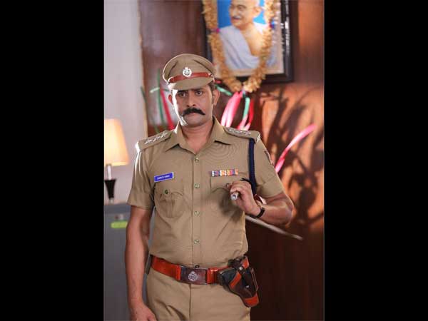 Strict Officer Kitty