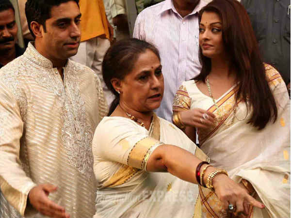 Aishwarya Rai Bachchan Got Embarrassed When Jaya Bachchan