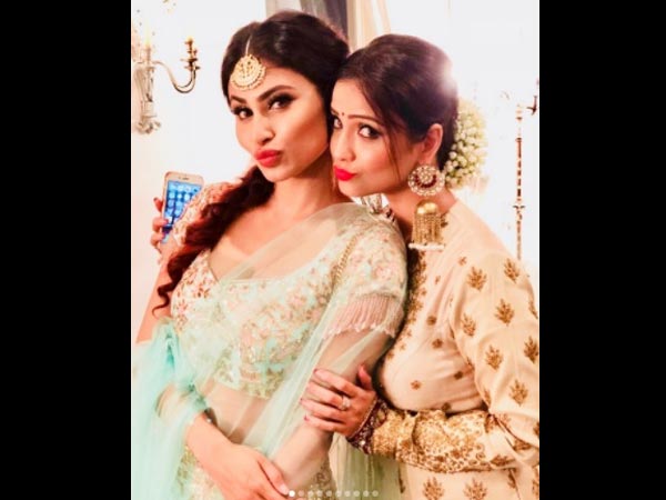 Adaa & Mouni At Ekta Kapoor’s Diwali Bash