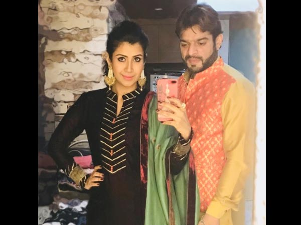Karan & Ankita At Ekta Kapoor’s Diwali Bash