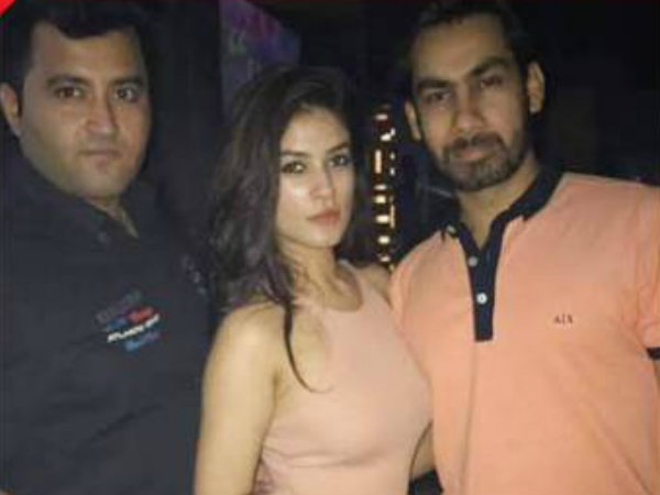 Jatin Wonders What's Wrong With Bandgi!