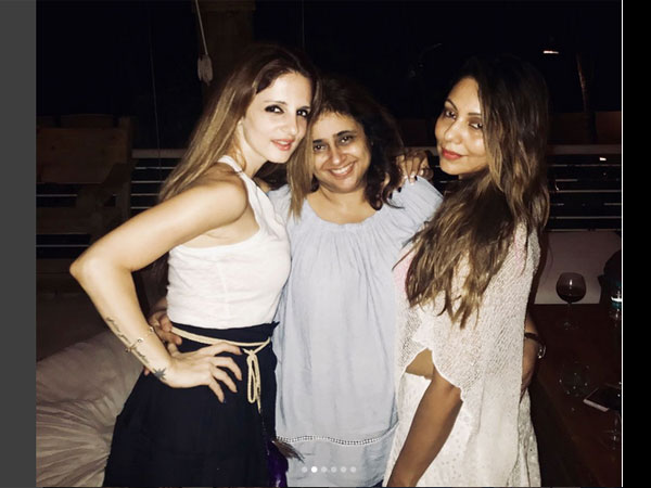 Gauri Khan With Her Pals