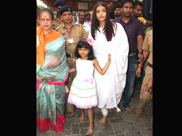 She Visited Siddhivinayak