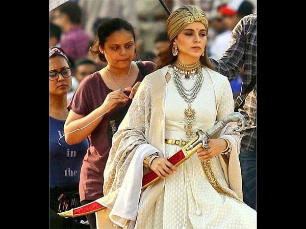 Nihar Forgot His Cue: Kangana