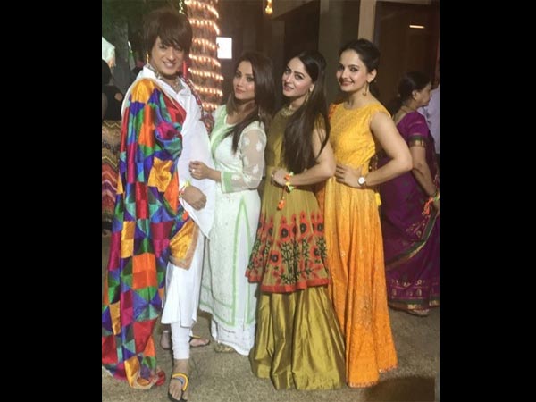 Adaa, Rohit, Gia and Mahi