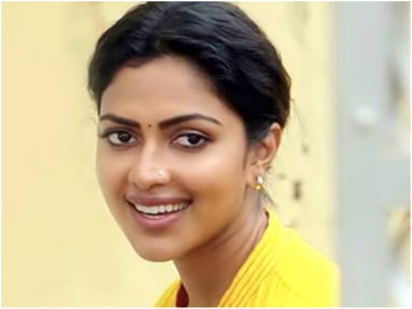 Amala Paul As Agalvilakku
