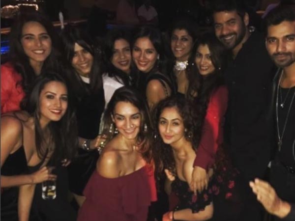 Kumkum Bhagya Completes 1000 Episodes; Ekta, Sriti, Shabbir, Leena and