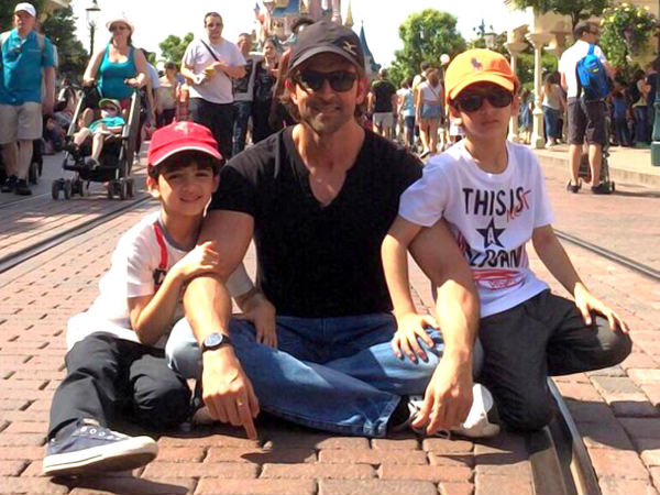 Hope My Kids Grow Up To Understand Value Of Service: Hrithik Roshan Hope My Kids Grow Up To Understand Value Of Service: Hrithik Roshan