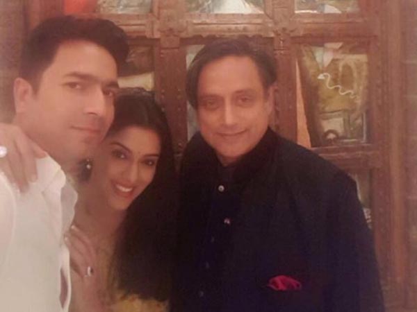 Shashi Tharoor