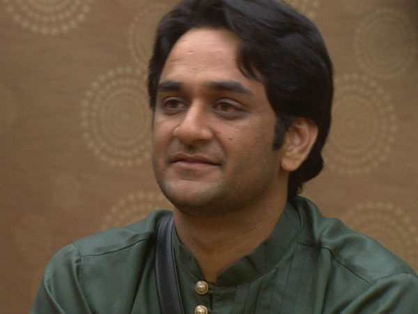 Vikas Becomes A Dictator!