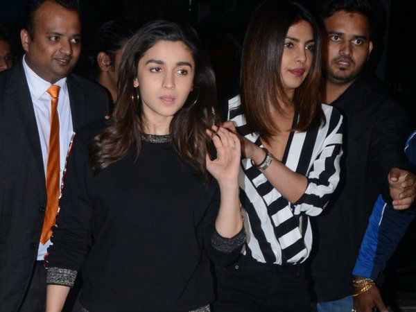 will-alia-bhatt-say-yes-to-priyanka-chopra-film-based-on-stray-dogs will-alia-bhatt-say-yes-to-priyanka-chopra-film-based-on-stray-dogs