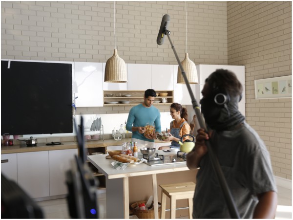 Mohit Suri & Sidharth Malhotra's Collaboration Surely Inspires Many! #OPPOF5 Sidharth Limited Editio Mohit Suri & Sidharth Malhotra's Collaboration Surely Inspires Many! #OPPOF5 Sidharth Limited Editio