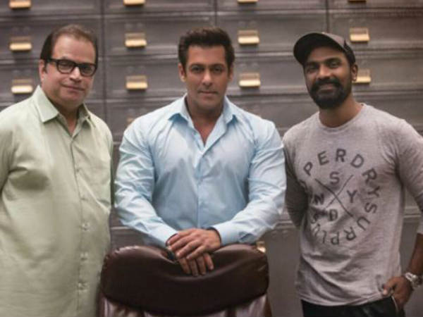 Race 3: Get Ready For Three Times The Action With 5-set Up Camera! Race 3: Get Ready For Three Times The Action With 5-set Up Camera!