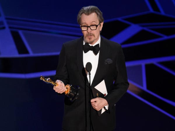 Gary Oldman Darkest Hour Oscar Awards 2018 Gary Oldman Darkest Hour Oscar Awards 2018